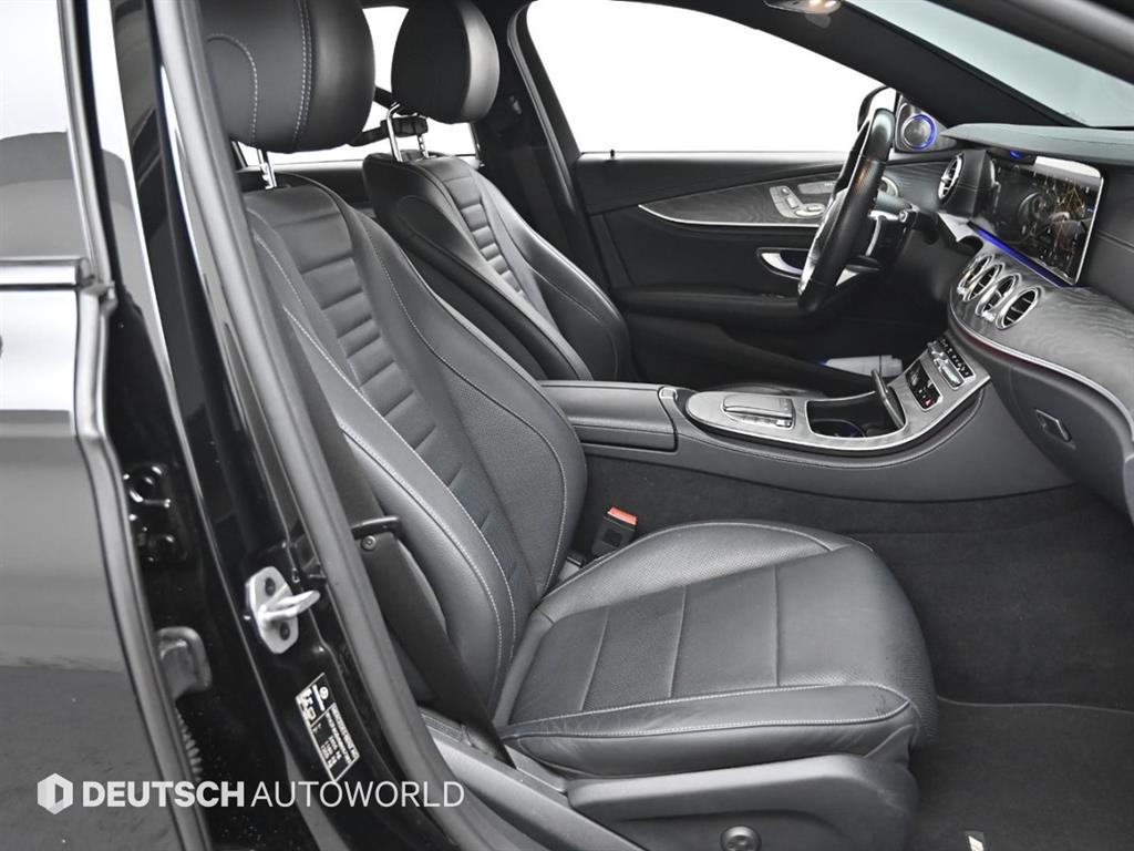 Mercedes Benz E class - Vista 12