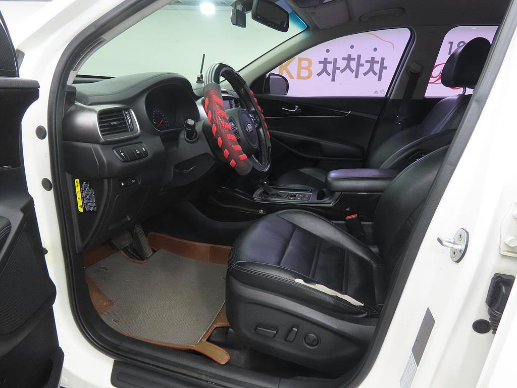 KIA Sorento - Vista 5