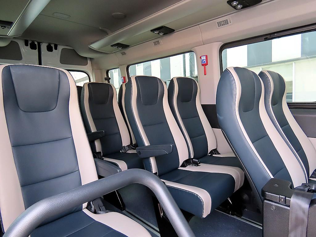 HYUNDAI Solati - Vista 7