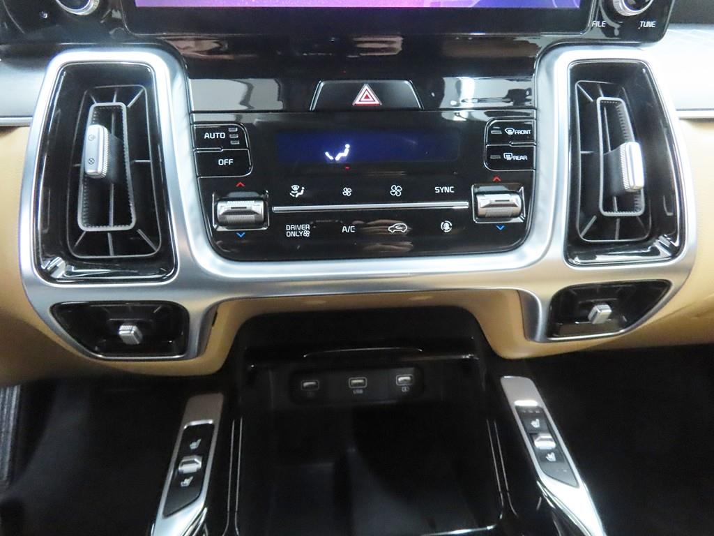 KIA Sorento - Vista 12