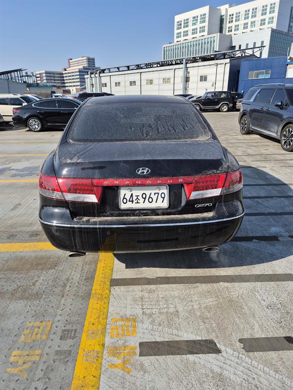 HYUNDAI Grandeur - Vista 4