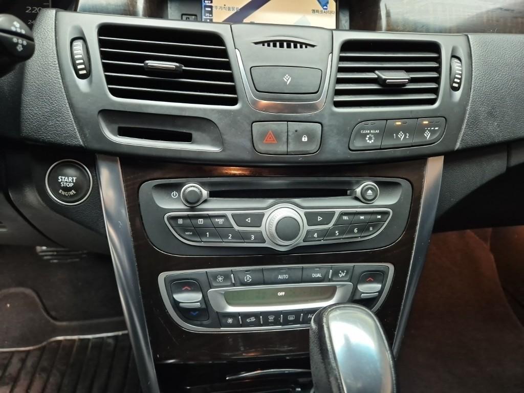 SAMSUNG SM5 2010 Negro - Importación desde Corea - HF Imports Iquique - Foto 15