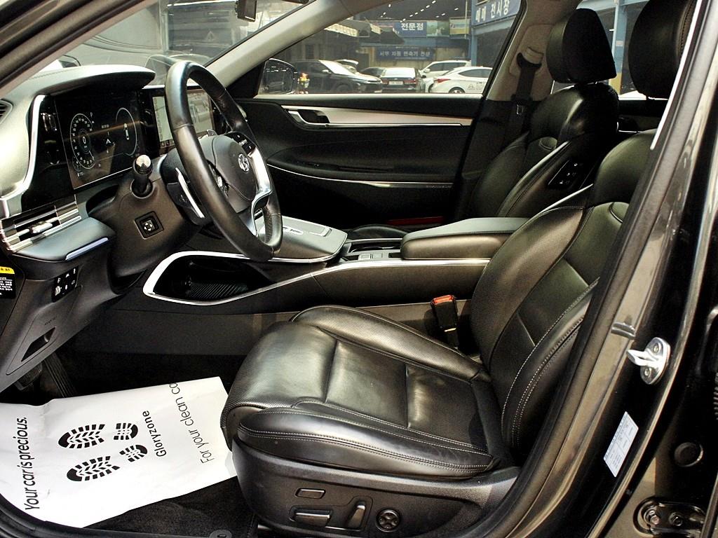 HYUNDAI Grandeur - Vista 9