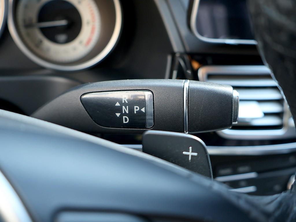 Mercedes Benz E class 2016 Negro - Importación desde Corea - HF Imports Iquique - Foto 7