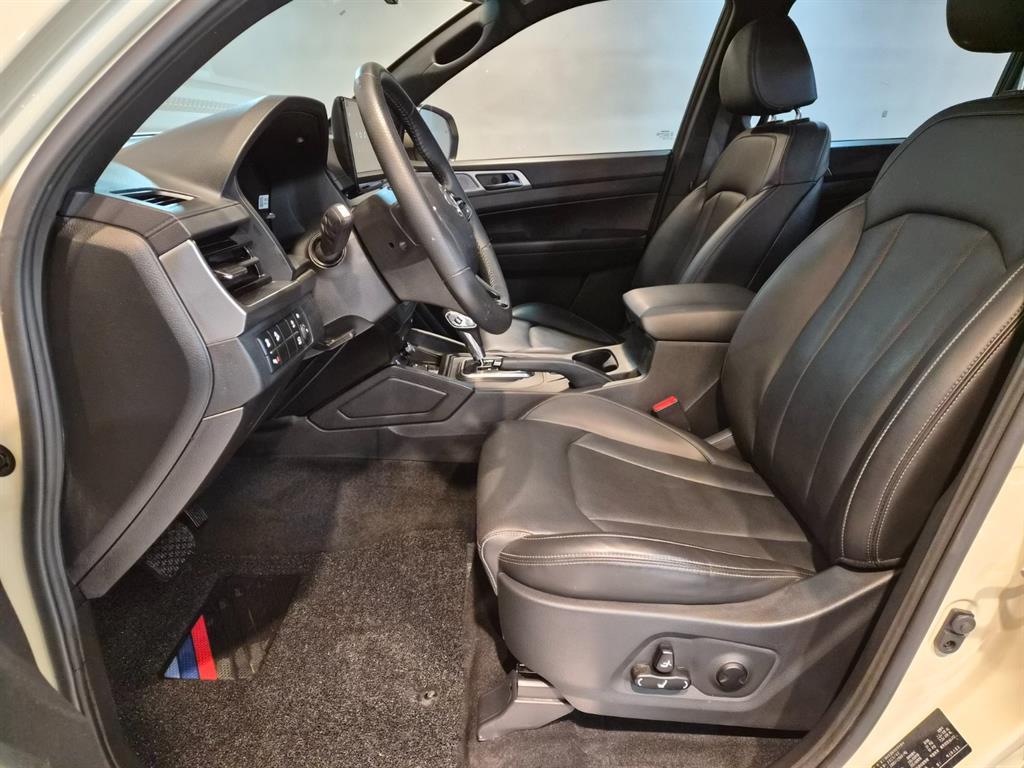 Ssangyong Rexton - Vista 10