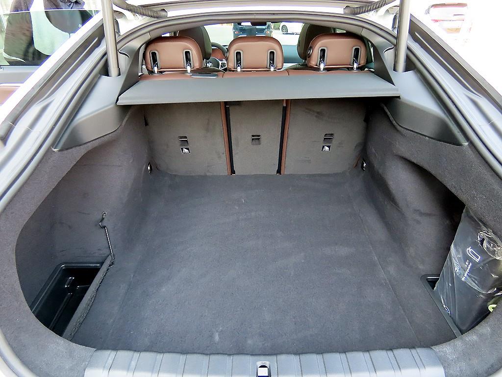 BMW 4 Series 2024 Blanco - Importación desde Corea - HF Imports Iquique - Foto 17