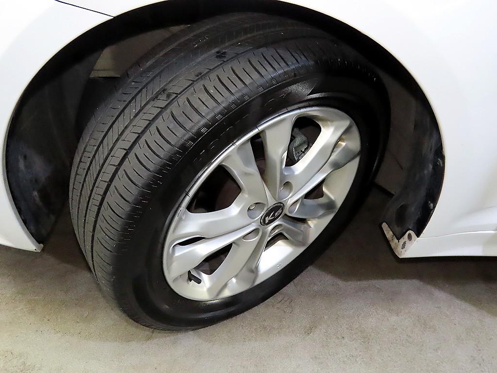 KIA K5 2011 Blanco - Importación desde Corea - HF Imports Iquique - Foto 19