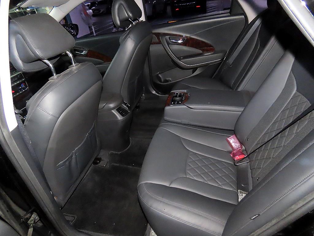 HYUNDAI Aslan - Vista 7