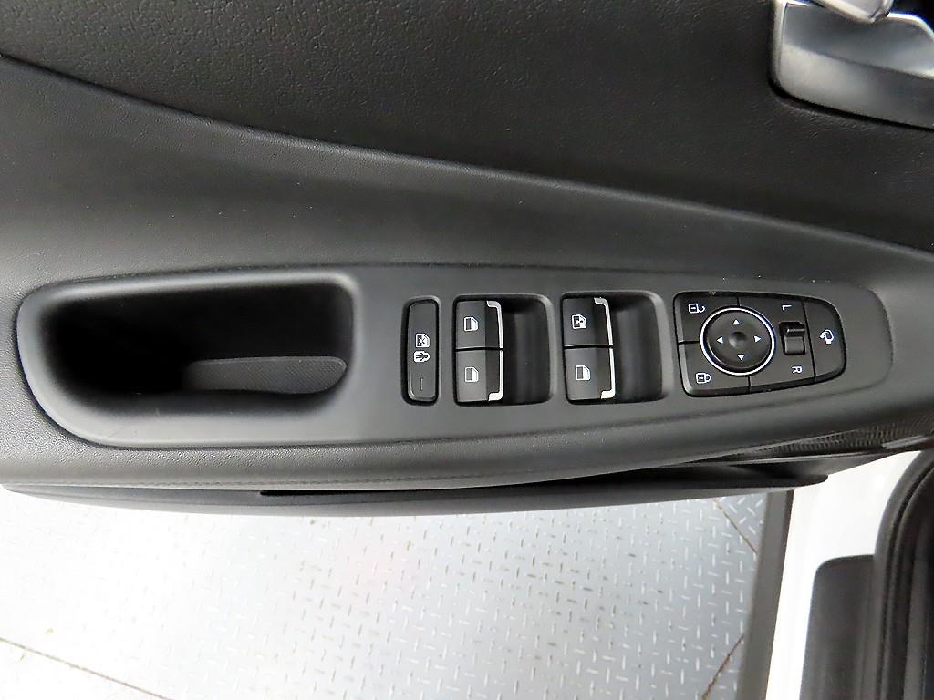 HYUNDAI Santa Fe - Vista 11