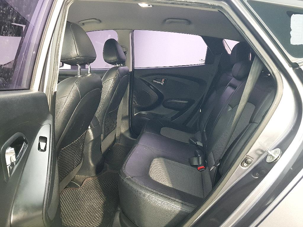 HYUNDAI Tucson - Vista 9