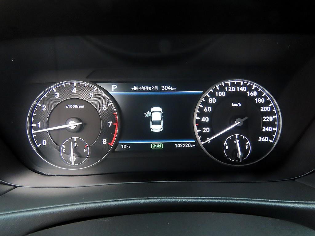 Genesis EQ900 - Vista 9