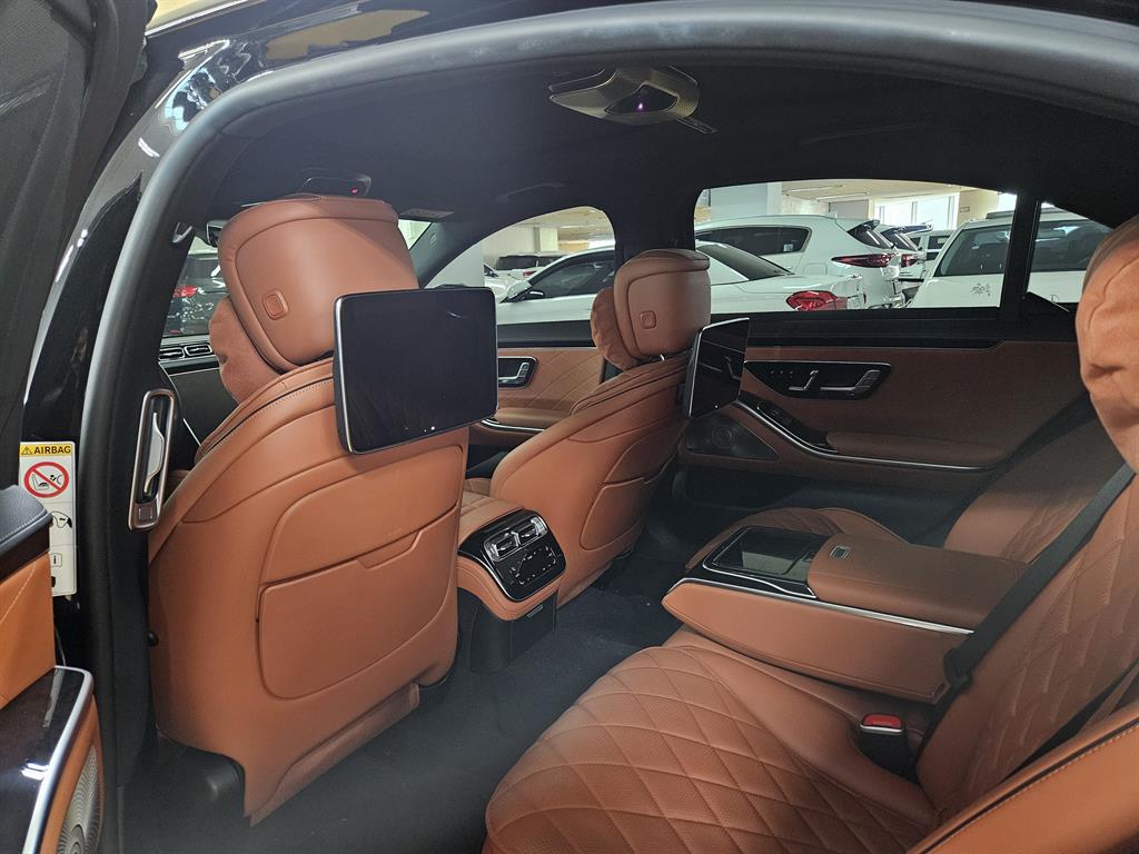 Mercedes Benz S Class - Vista 9