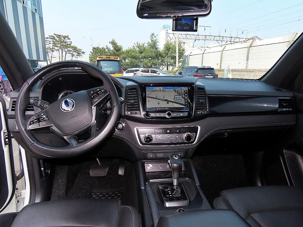 Ssangyong Rexton - Vista 7