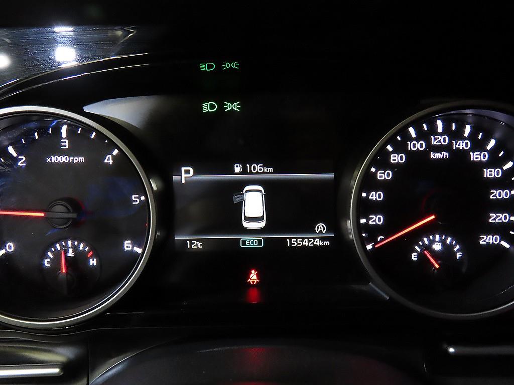 KIA Carnival - Vista 9