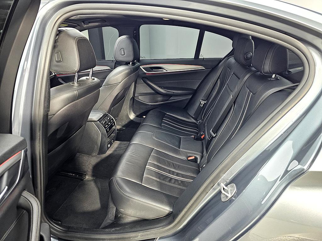 BMW 5 Series - Vista 9