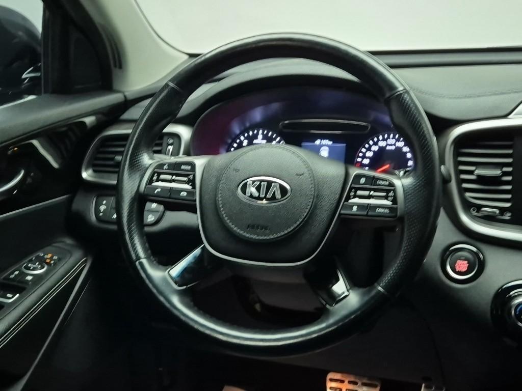 KIA Sorento - Vista 9