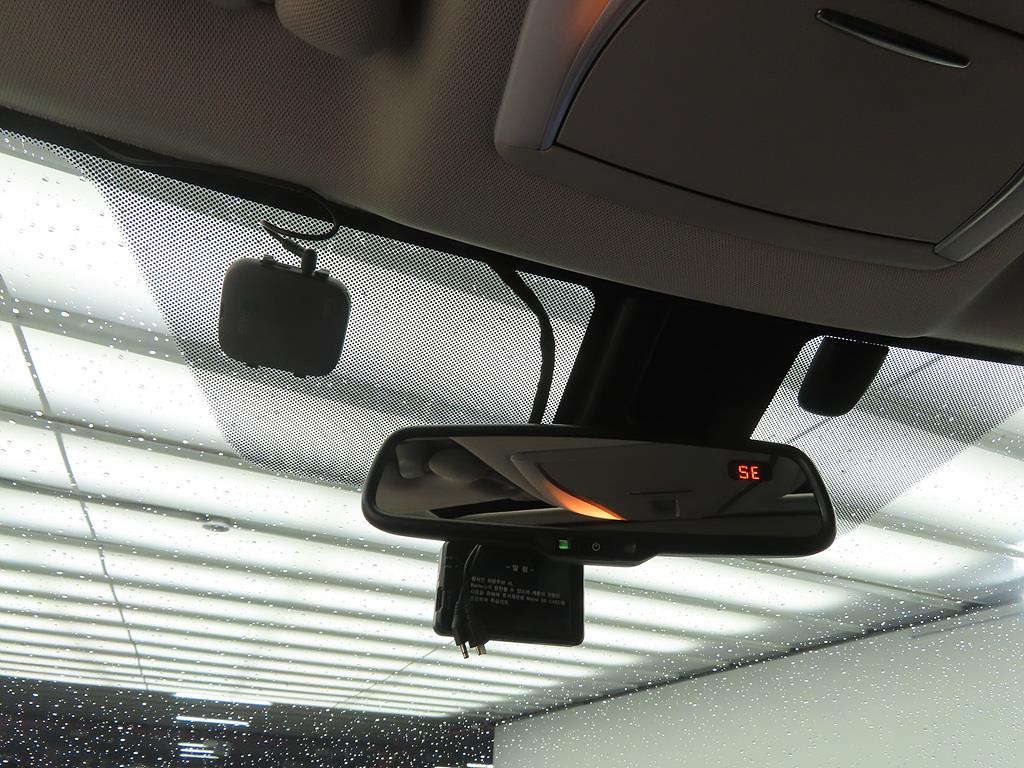 Infiniti QX - Vista 12