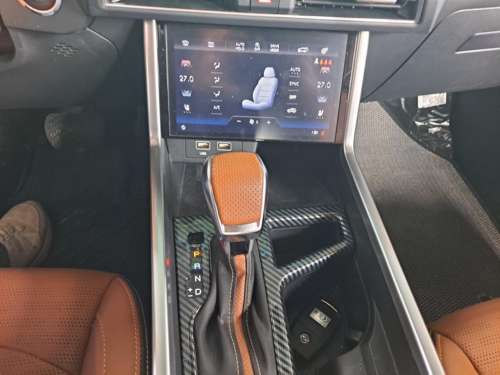 Ssangyong Torres - Vista 12