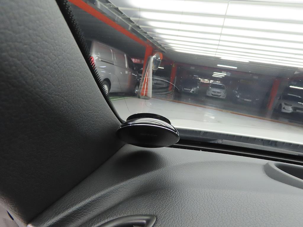 Mercedes Benz C Class 2018 Blanco - Importación desde Corea - HF Imports Iquique - Foto 16