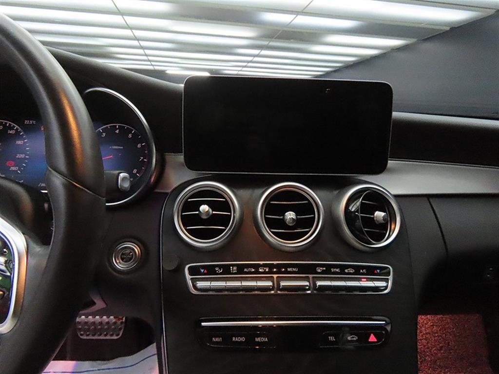 Mercedes Benz C Class - Vista 12