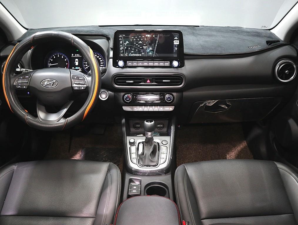 HYUNDAI Kona - Vista 5