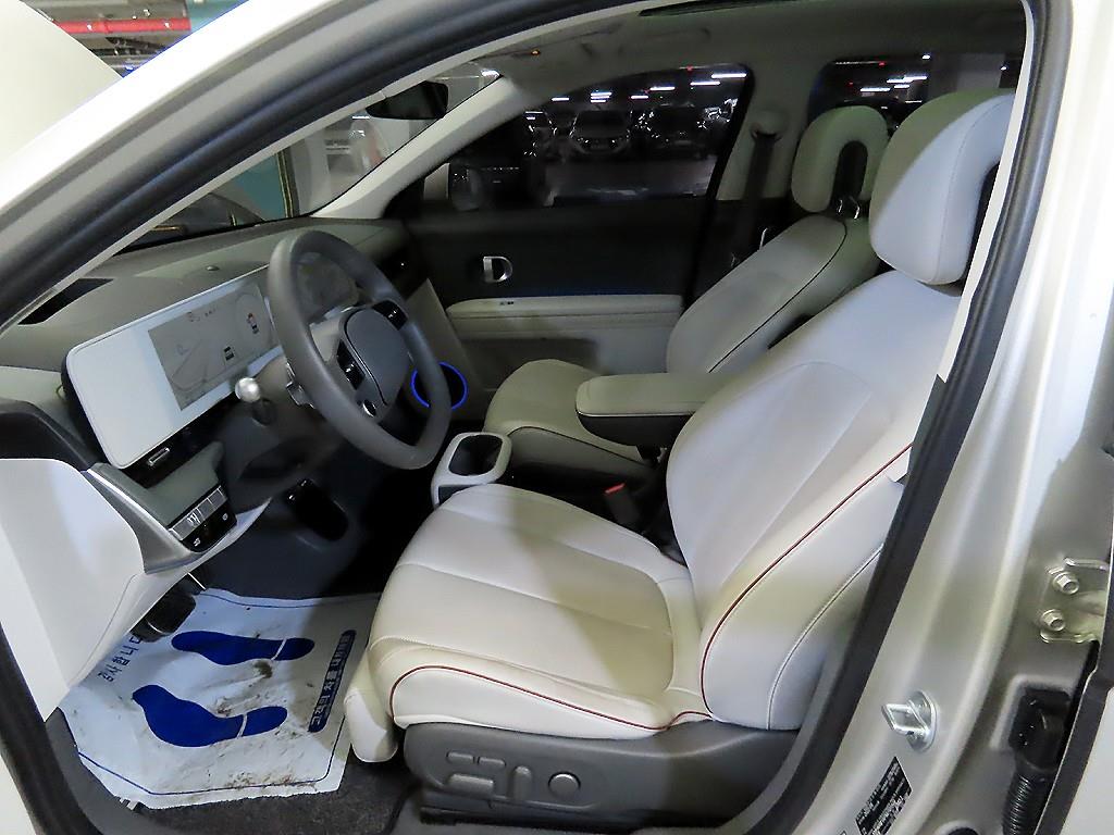 HYUNDAI Ioniq 5 - Vista 6