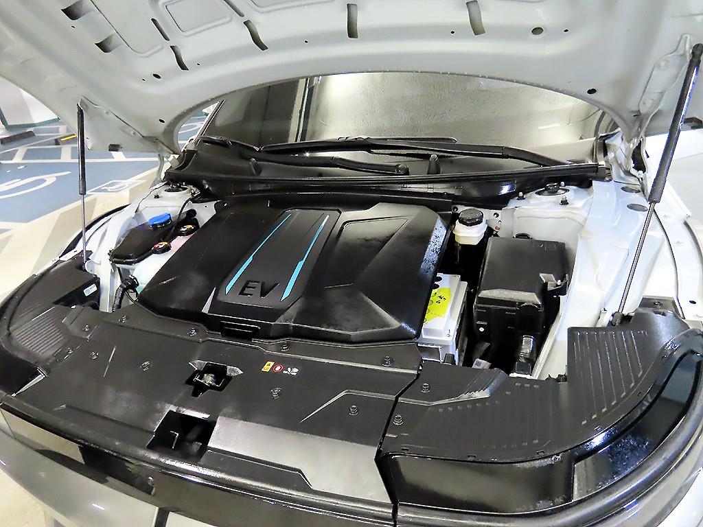 HYUNDAI Ioniq 5 2022 Gold color - Importación desde Corea - HF Imports Iquique - Foto 19