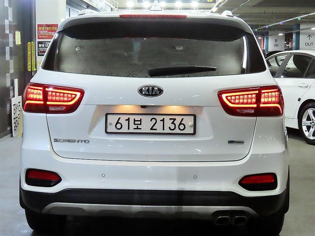 KIA Sorento - Vista 6