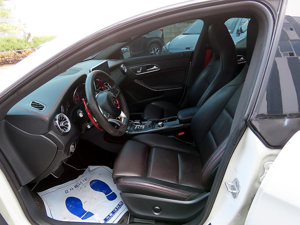 Mercedes Benz CLA Class - Vista 5