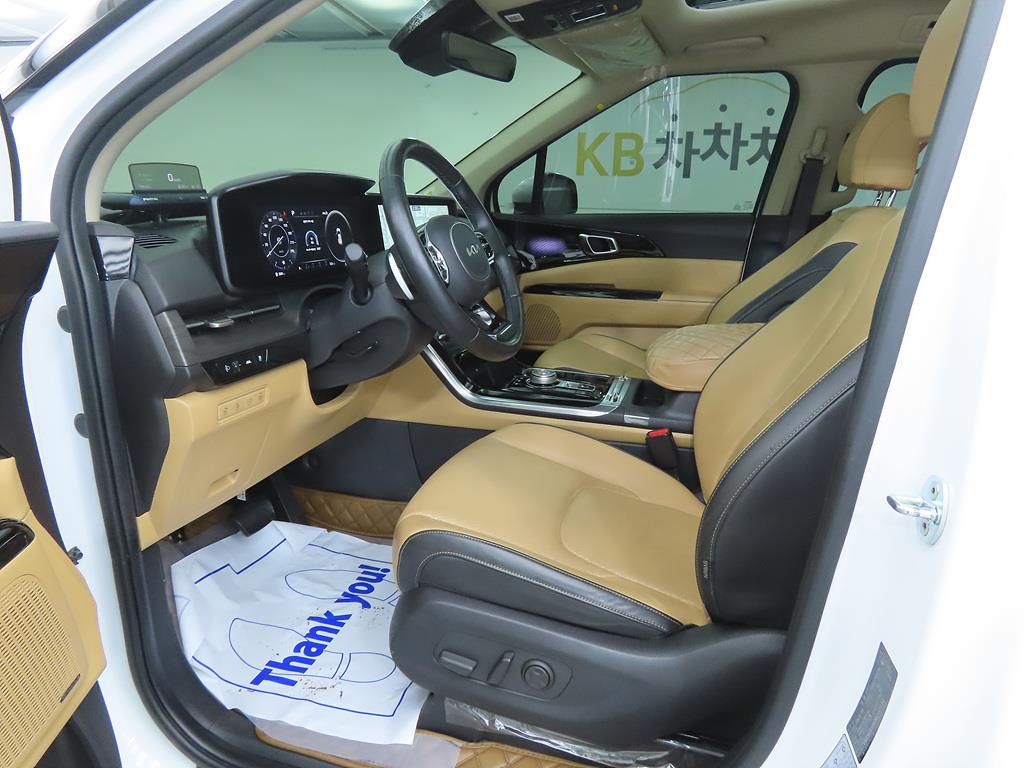 KIA Carnival - Vista 5