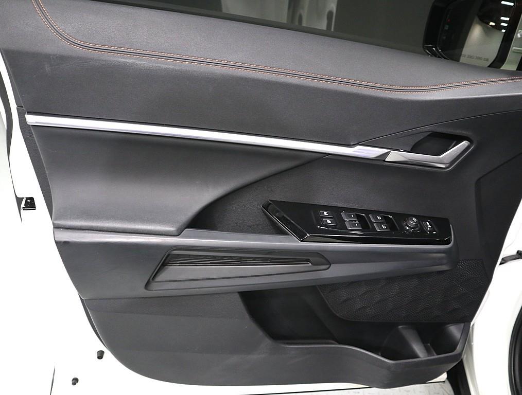 Ssangyong Torres - Vista 8