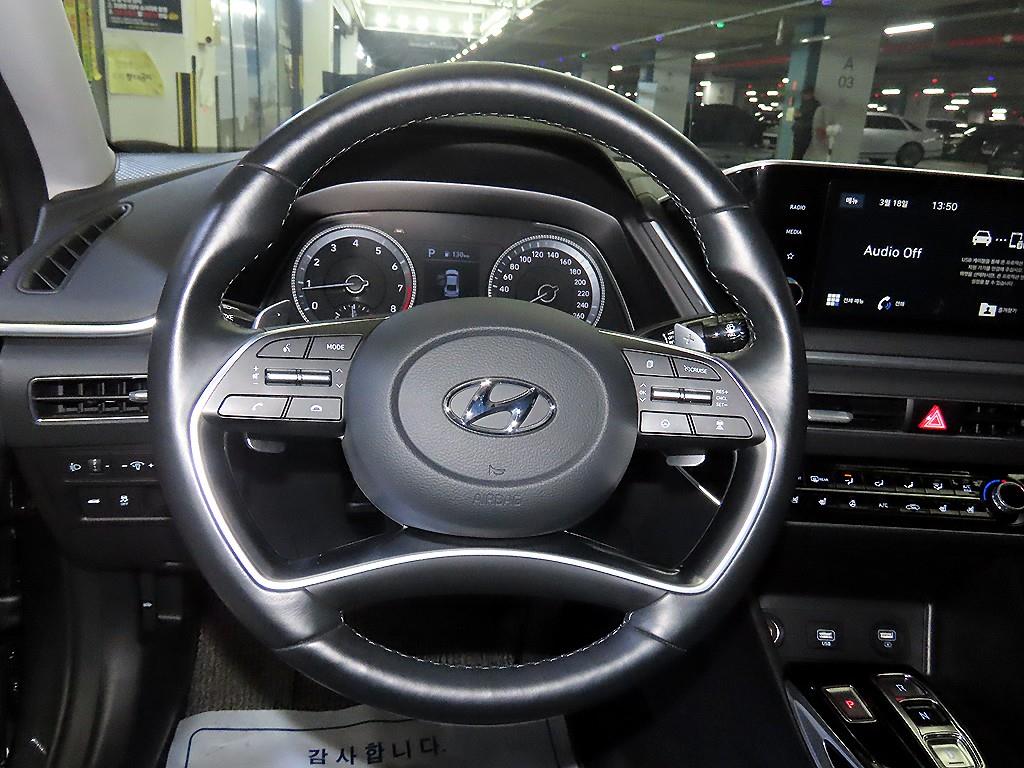 HYUNDAI Sonata - Vista 8