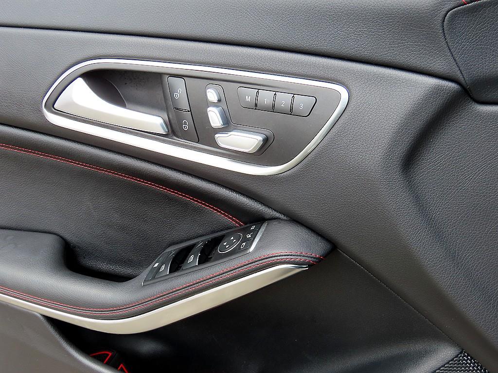 Mercedes Benz CLA Class - Vista 11