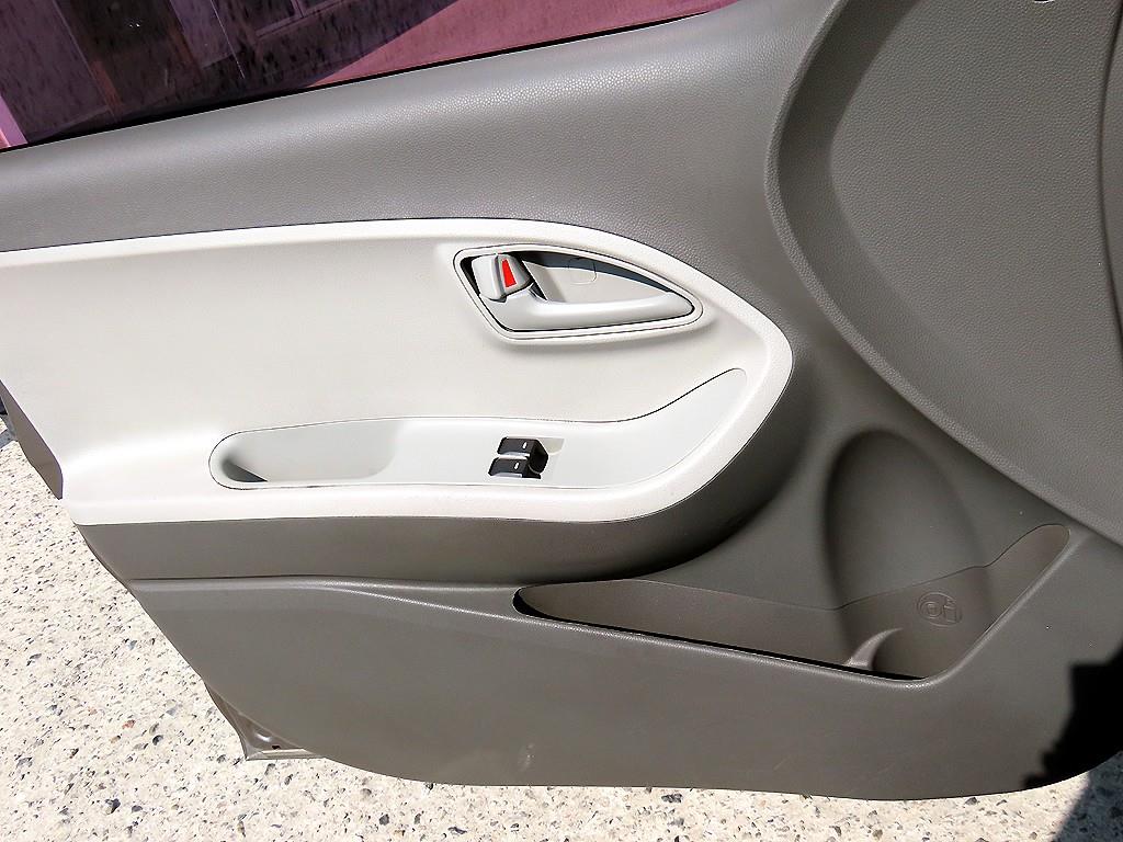 KIA Morning - Vista 11