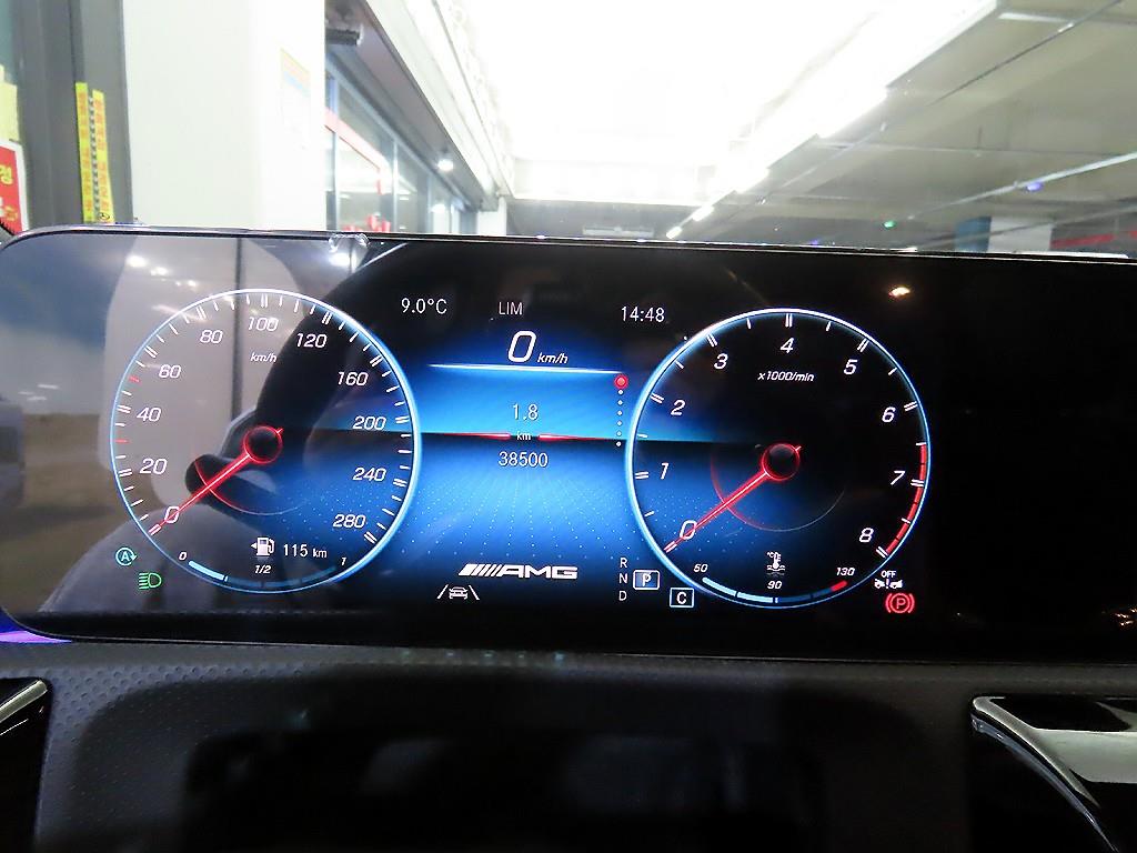 Mercedes Benz A Class - Vista 9