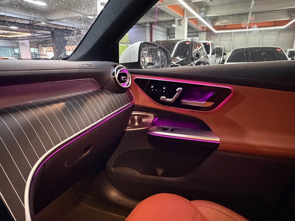 Mercedes Benz GLC Class 2025 Blanco - Importación desde Corea - HF Imports Iquique - Foto 18