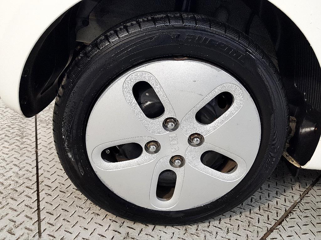 KIA Ray 2018 Blanco - Importación desde Corea - HF Imports Iquique - Foto 20