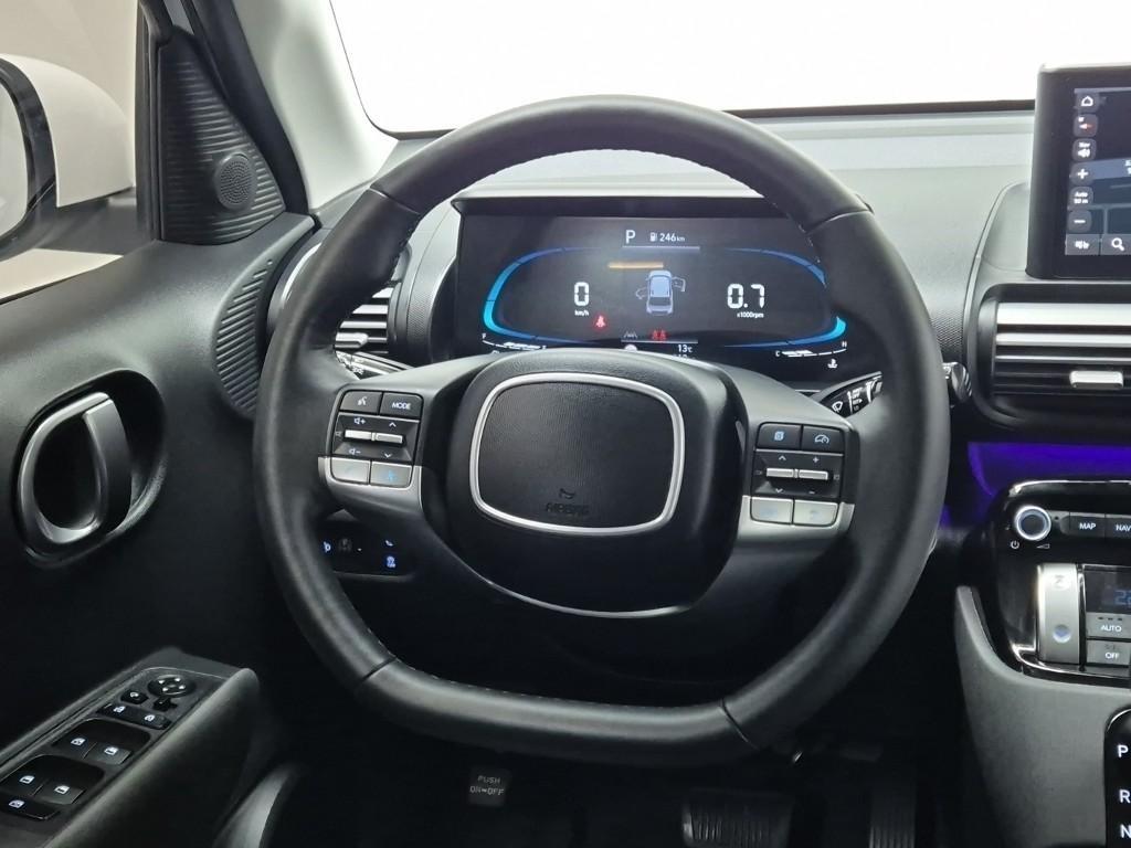 HYUNDAI Casper - Vista 9