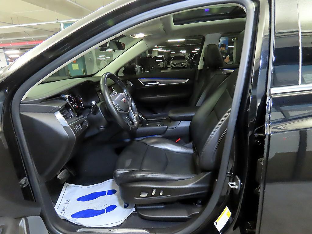 Cadillac XT5 - Vista 6