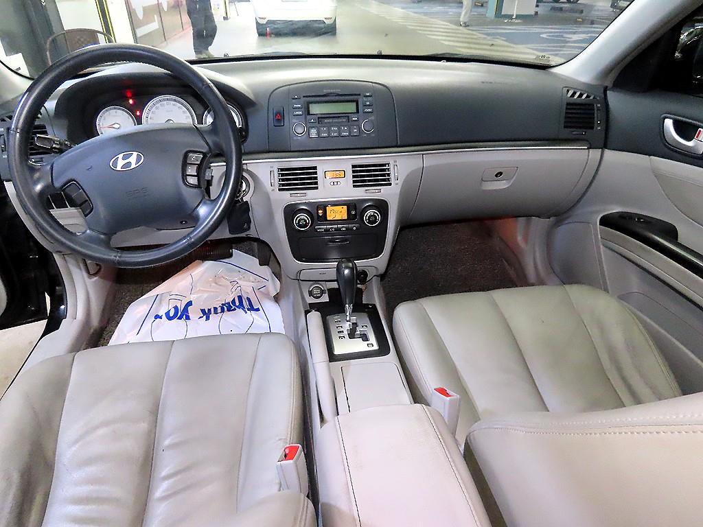 HYUNDAI Sonata - Vista 10