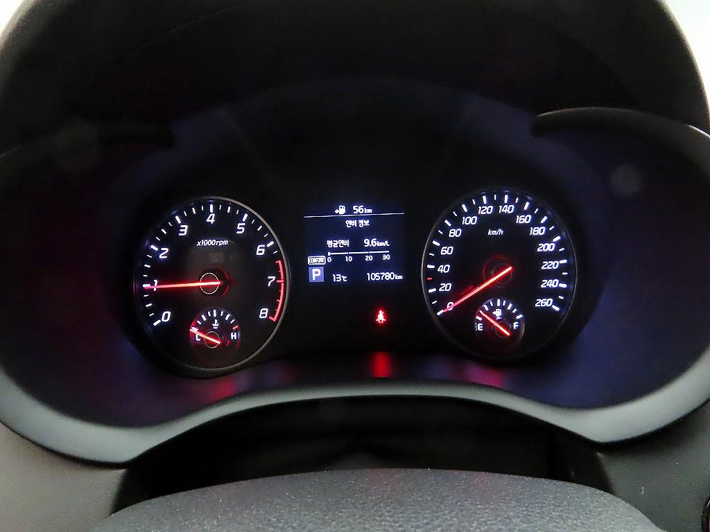 KIA Stinger - Vista 6