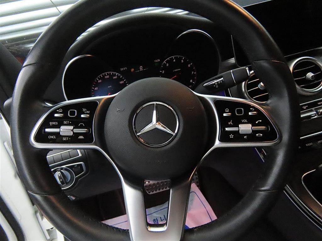 Mercedes Benz C Class - Vista 8