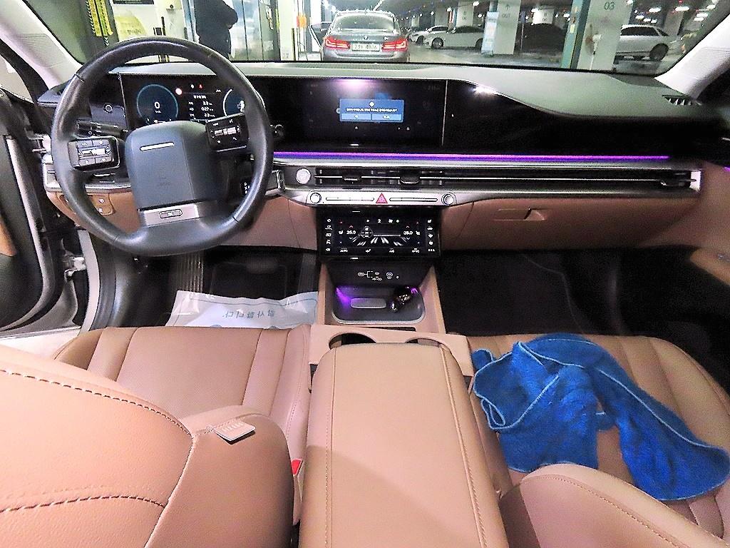 HYUNDAI Grandeur - Vista 10