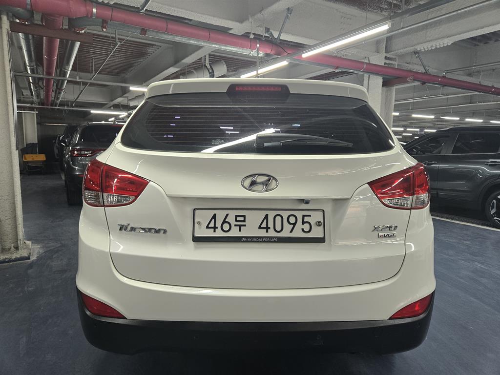 HYUNDAI Tucson - Vista 5