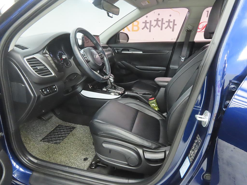 KIA Seltos - Vista 5