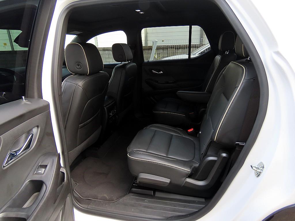 Chevrolet Travers - Vista 6