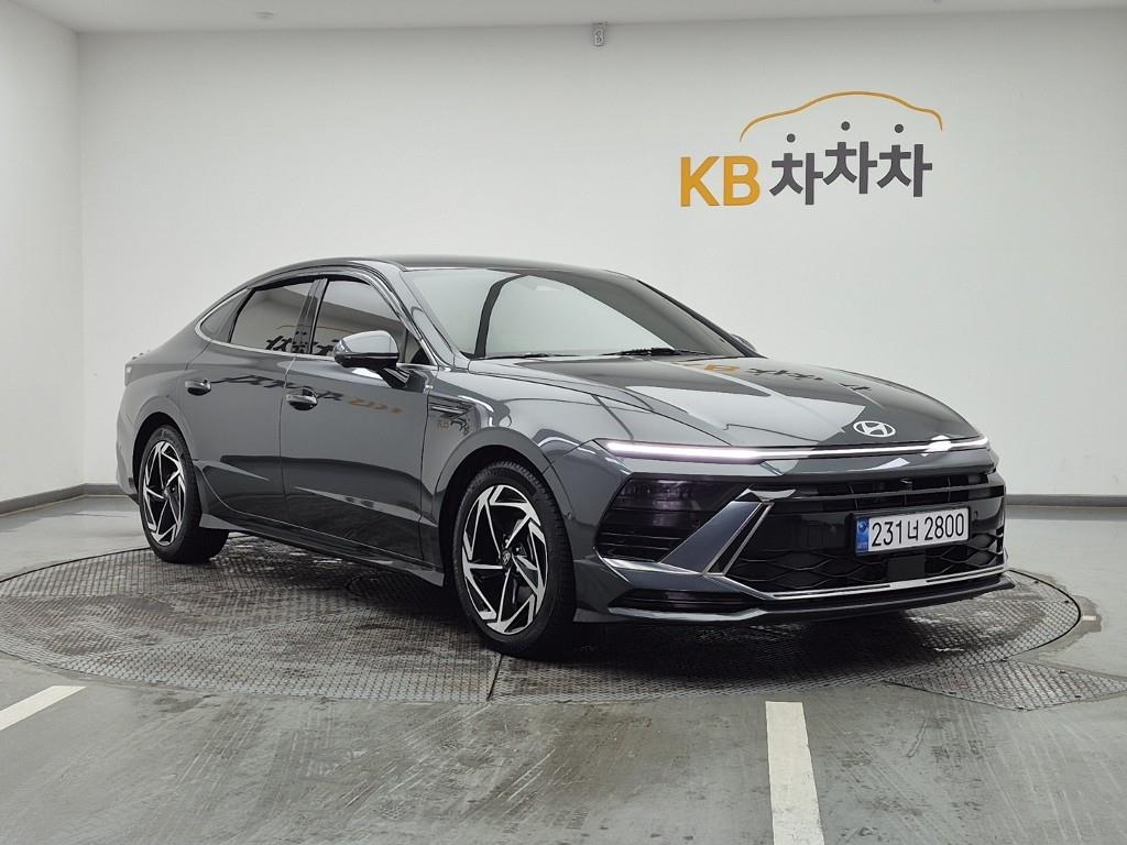 HYUNDAI Sonata - Vista 2