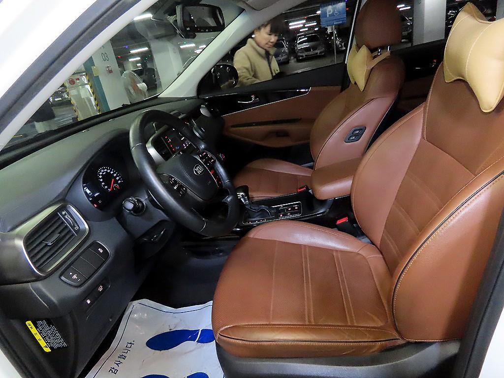 KIA Sorento - Vista 7