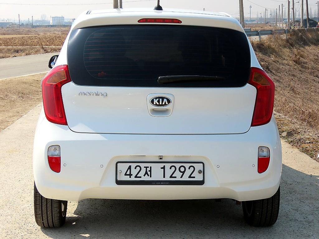 KIA Morning - Vista 4