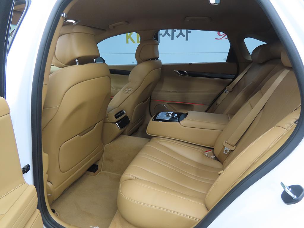 Genesis G80 - Vista 6